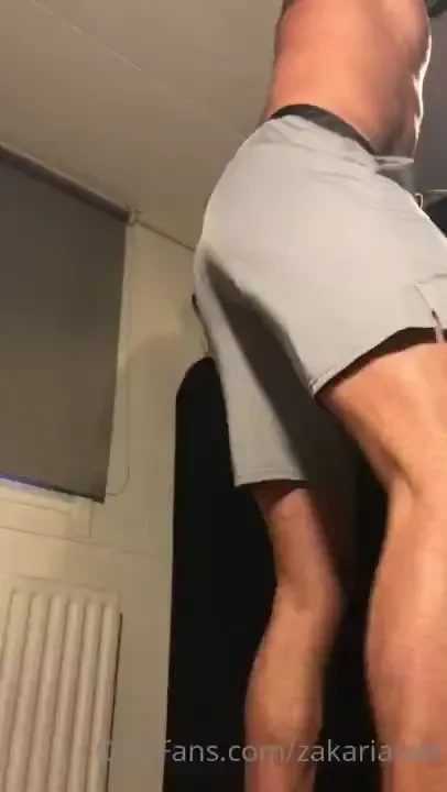 Spreading my cheeks for you dinner is served 