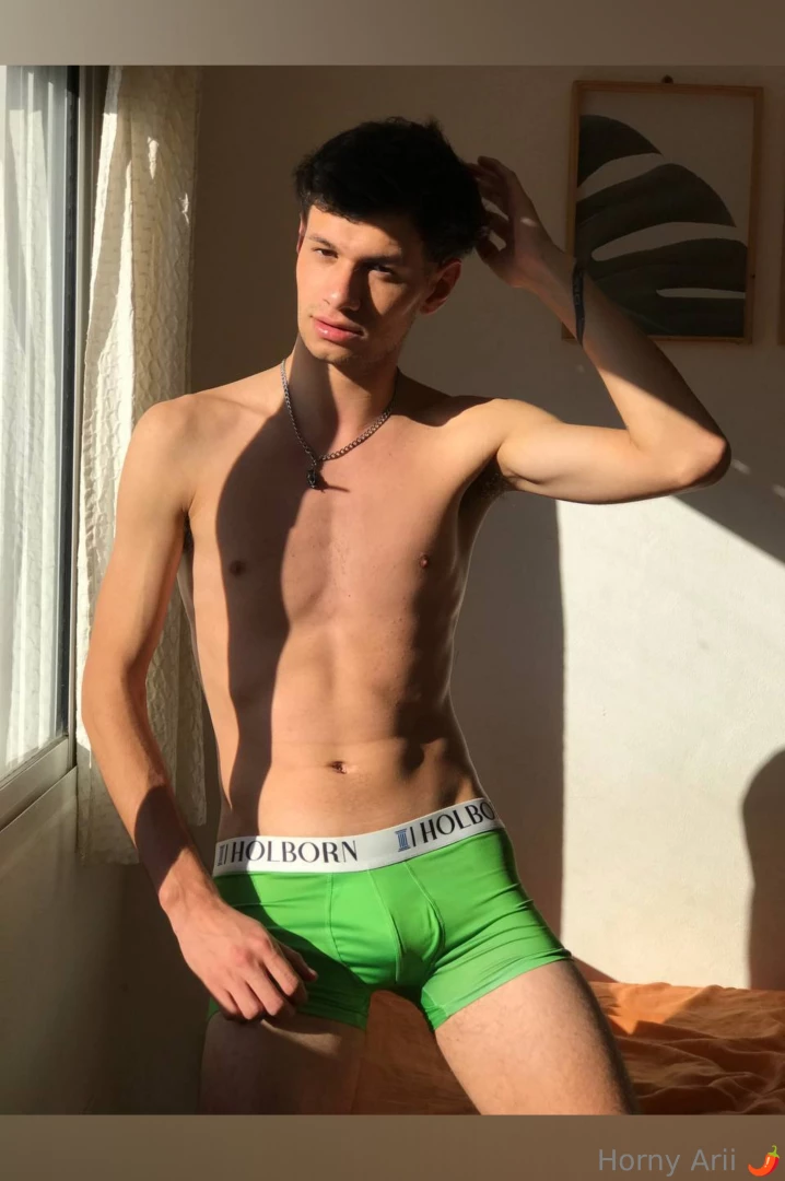 Wanna see everything i m your virtual boyfriend and i ll show you my 