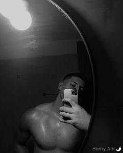 Hey babe welcome to my private world clark_94 this is your vip pass to