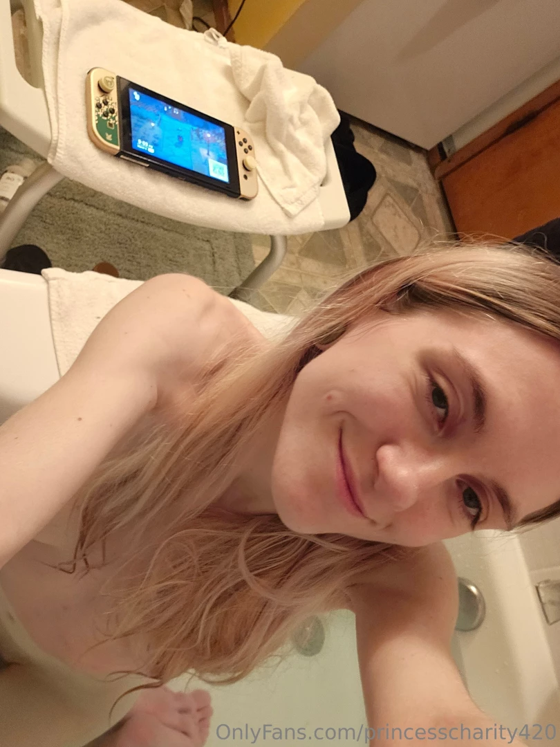 Playing some animal crossing while taking an epsom salt bath for my part 2 