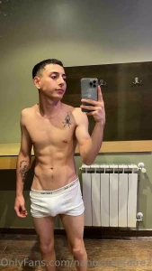 Hello baby send me a message and talk to me hola bb env ame un msj y