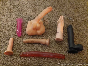 I have sooooo many toys that i decided to do something a bit different part 2