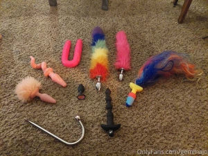 I have sooooo many toys that i decided to do something a bit different part 1