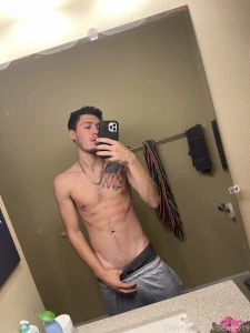 Sorry for the late content what you guys wanna see part 1