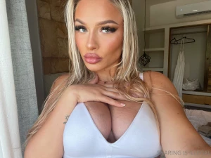 Jetlag and stomach virus is not the beat combo