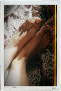 So cute or not 3 should i put more content of my feet n n