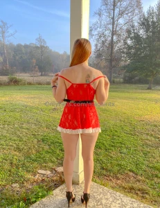 A little christmas throwback today pics will be in your inbox