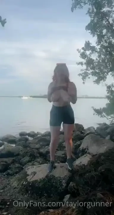 Just stopping by to share the love 