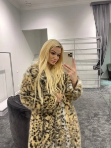 It s already cold enough outside don t you agree do you like warm