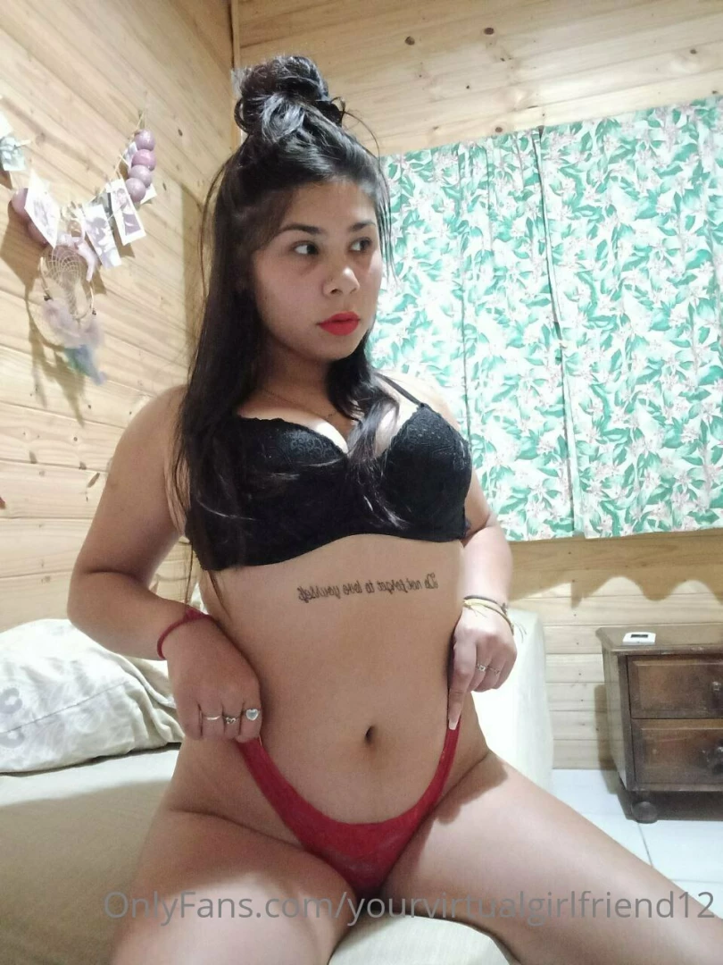 Hot bitch online now oriana7114 free i m online and ready to play with part 2 