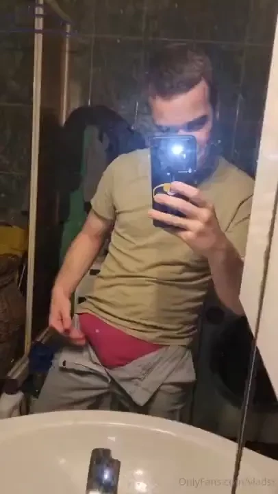 Fuck i am so fucking horny i am wating for you on my vip page to show 