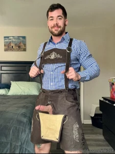 Rogerknoxxx it s me - thatyogafvcker - giving you the onlyfans part 3