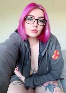 I may look sweet and innocent but i d swallow your cum in a heartbeat
