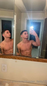 Which one are you picking for you lock screen desktop and christmas part 4