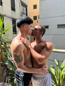 The moment you expected has arrived today i premiere a very special