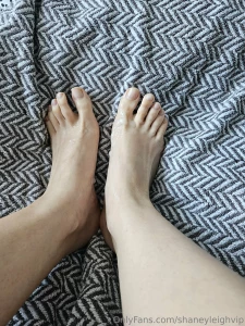 When he finishes on your feet part 1