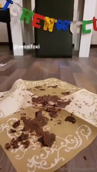 Heute ist mein geburtstag und ich teile auf eine besondere weise 