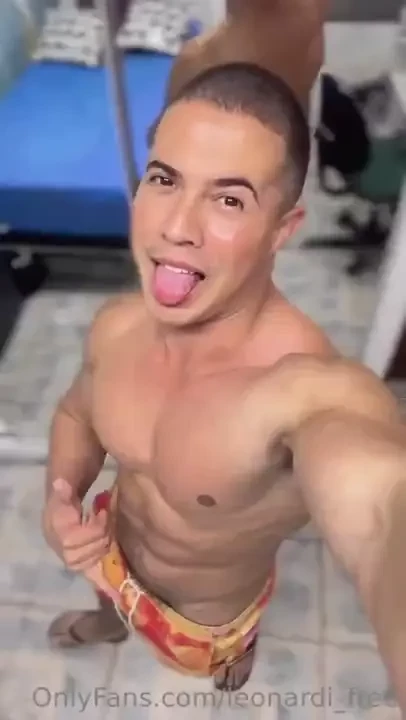 A break at work i posted a naked version of this video on my vip 