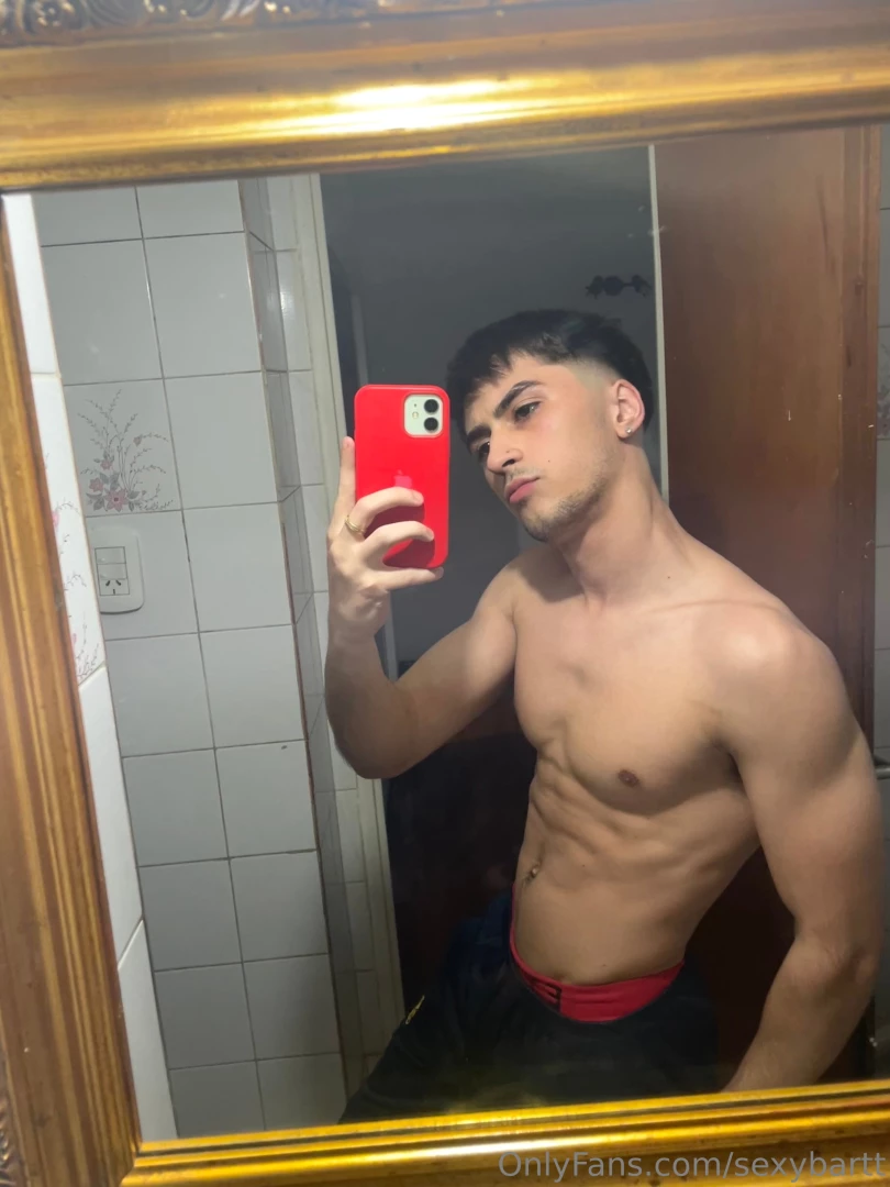 Volviendo del gimnasio y por darme un ba o 