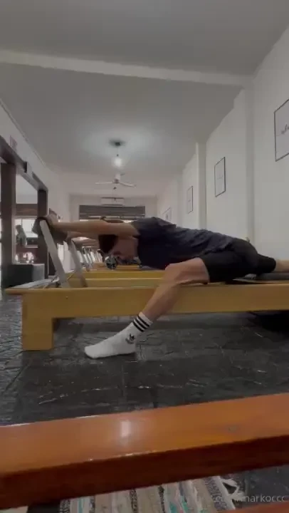 I m just an elastic girl 