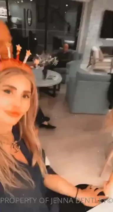 I love showing you guys parts of my real life so that you get to know 