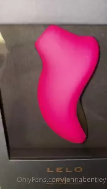 Yay my new sex toy came in the mail to me from me lol it s a late 