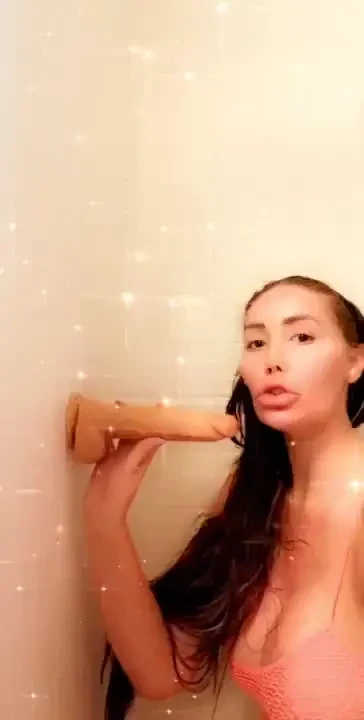 I m so horny right now i wish i was sucking your cock daddy send me a 