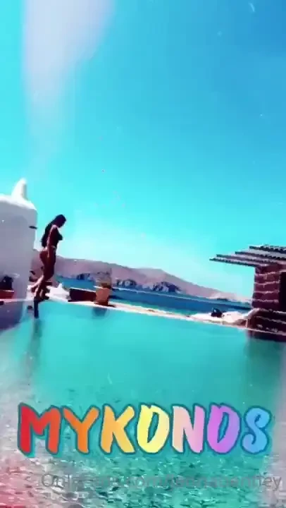 Tgif daddy take me back to greece a year ago today i was in mykonos 