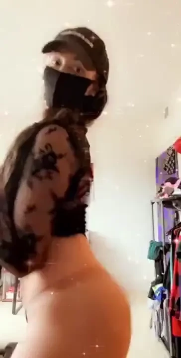 Sexy black lingerie does this mask make me look mysterious 