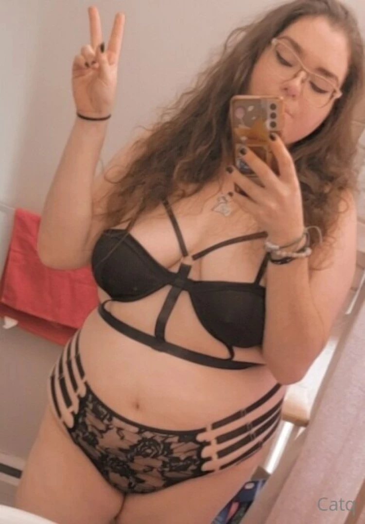 If anyone wants to adopt me lmk 