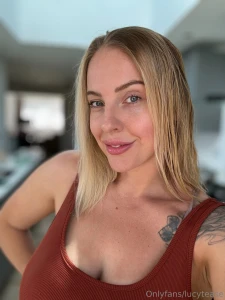 Fresh out of the shower part 318