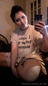 Morning mirror pics from your cute gf