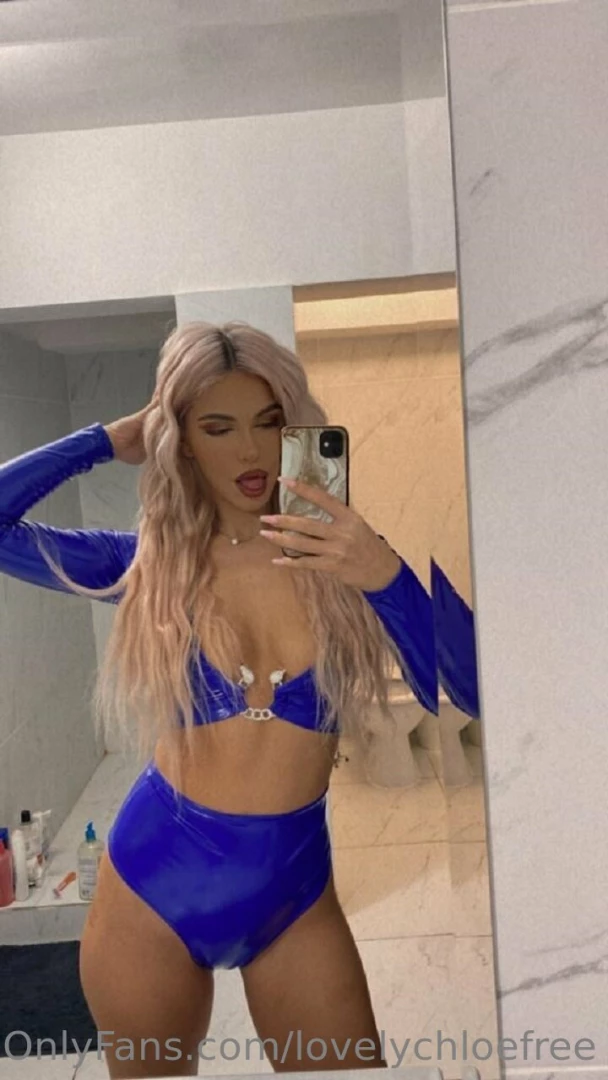Lovelychloefree1 