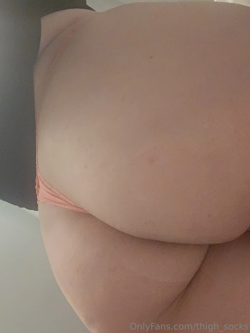 Happy holidays love i hope you enjoy this comfy pillow i got you maybe part 2 