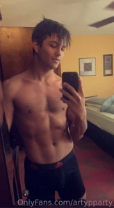 Who wants a bulge in their face
