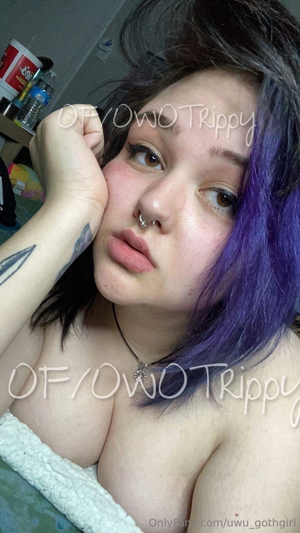 The face and the boobs swipe teehee finally off work 