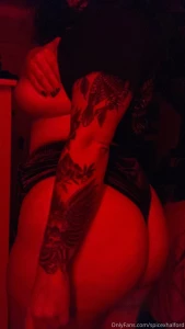 Hmmm i m thinking more red light pics