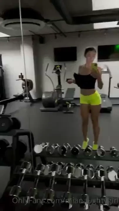 Mianaughtygirl 