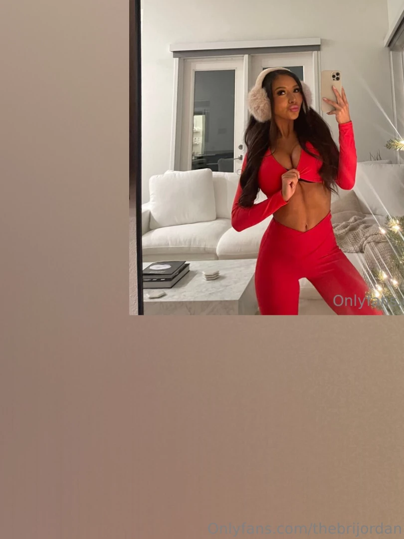 Mirror mirror on the wall mirrors don t lie right now mine is telling 