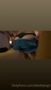 Do you like my dance daddy i can show you more in private i ll wait