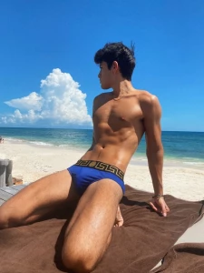 Miss the feeling of vacation so bad anyone have any vaca plans soon