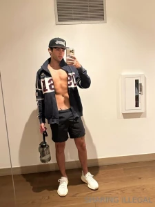 Oh and you deserve to see a lot more so message me on thestephenvip