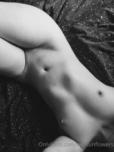 Who s going to come trace their hands along my curves