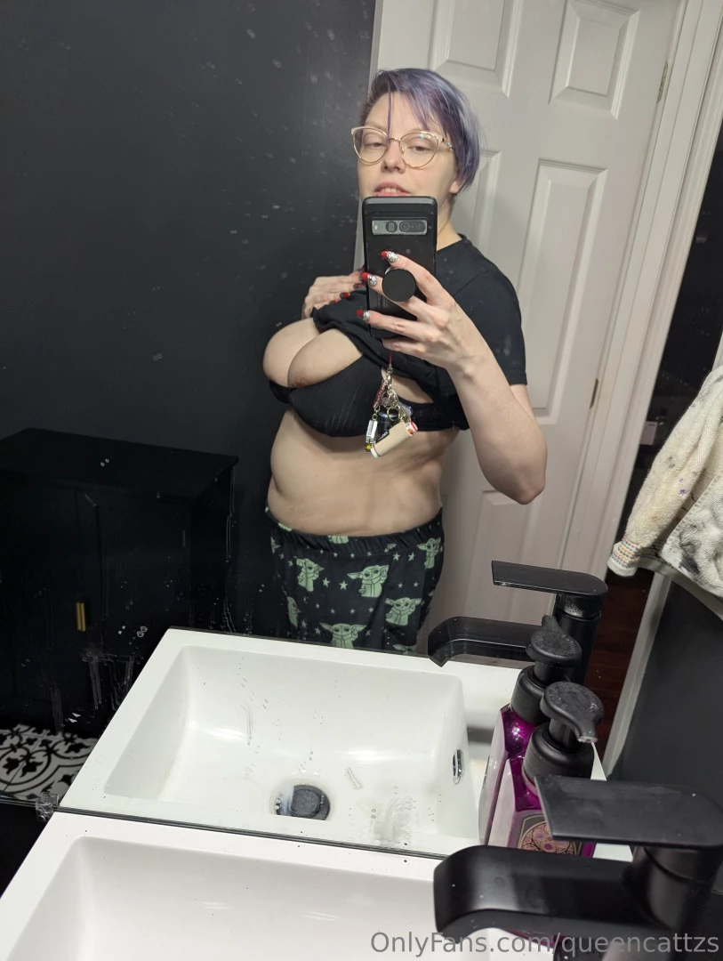 Motherhood has been exhausting so far figured i d take a quick selfie 