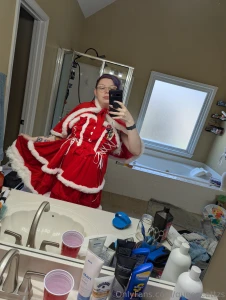 Merry christmas and happy hanukkah if any of you santas are feeling part 1