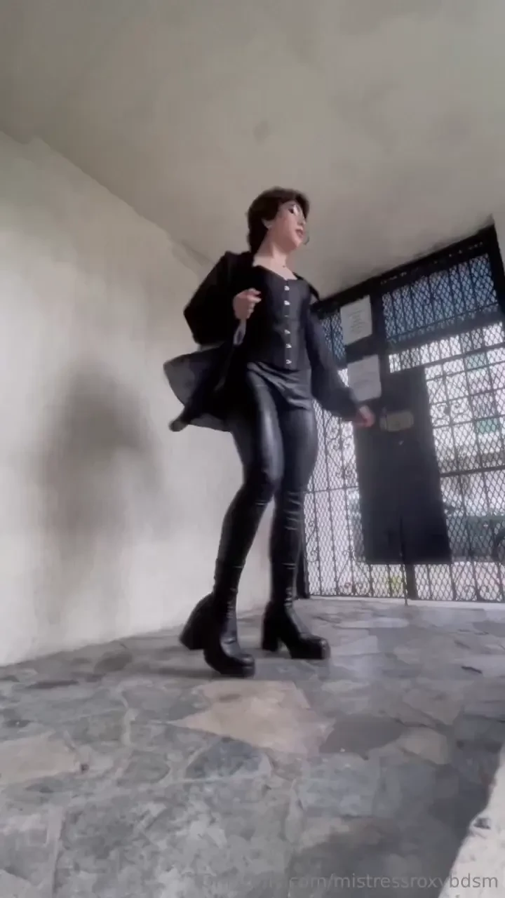 Mistressroxybdsm part 4 