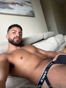 I need an extra hand for my bulge