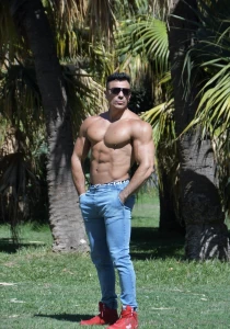 Would you like to put suntan lotion on