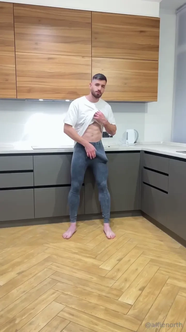 The real gay with monster cock therealjays his cock is making hurt part 41 