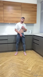 The real gay with monster cock therealjays his cock is making hurt part 41